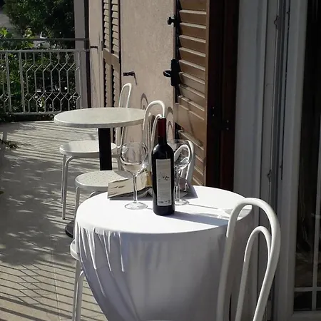 Toce Apartment